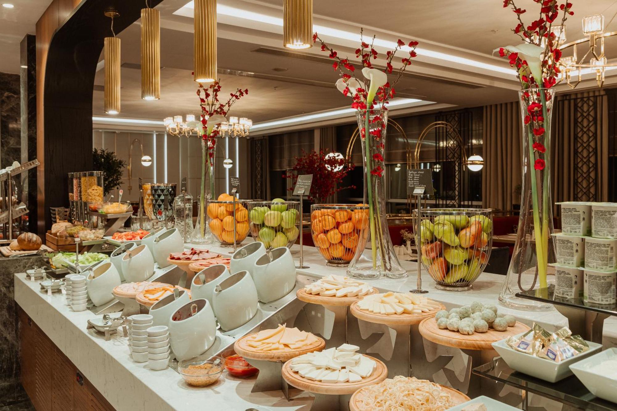 Sheraton Biškek Exteriér fotografie