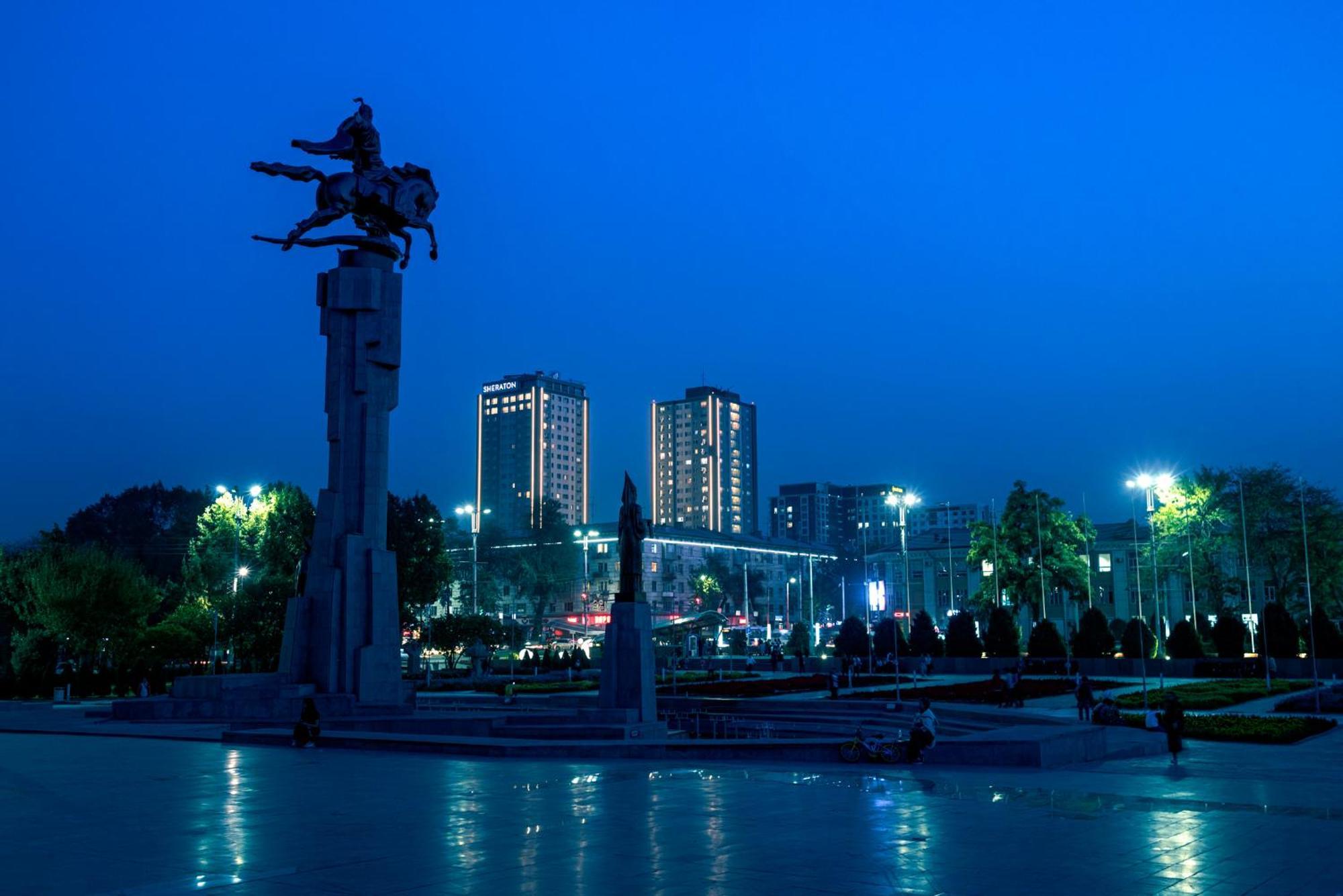 Sheraton Biškek Exteriér fotografie