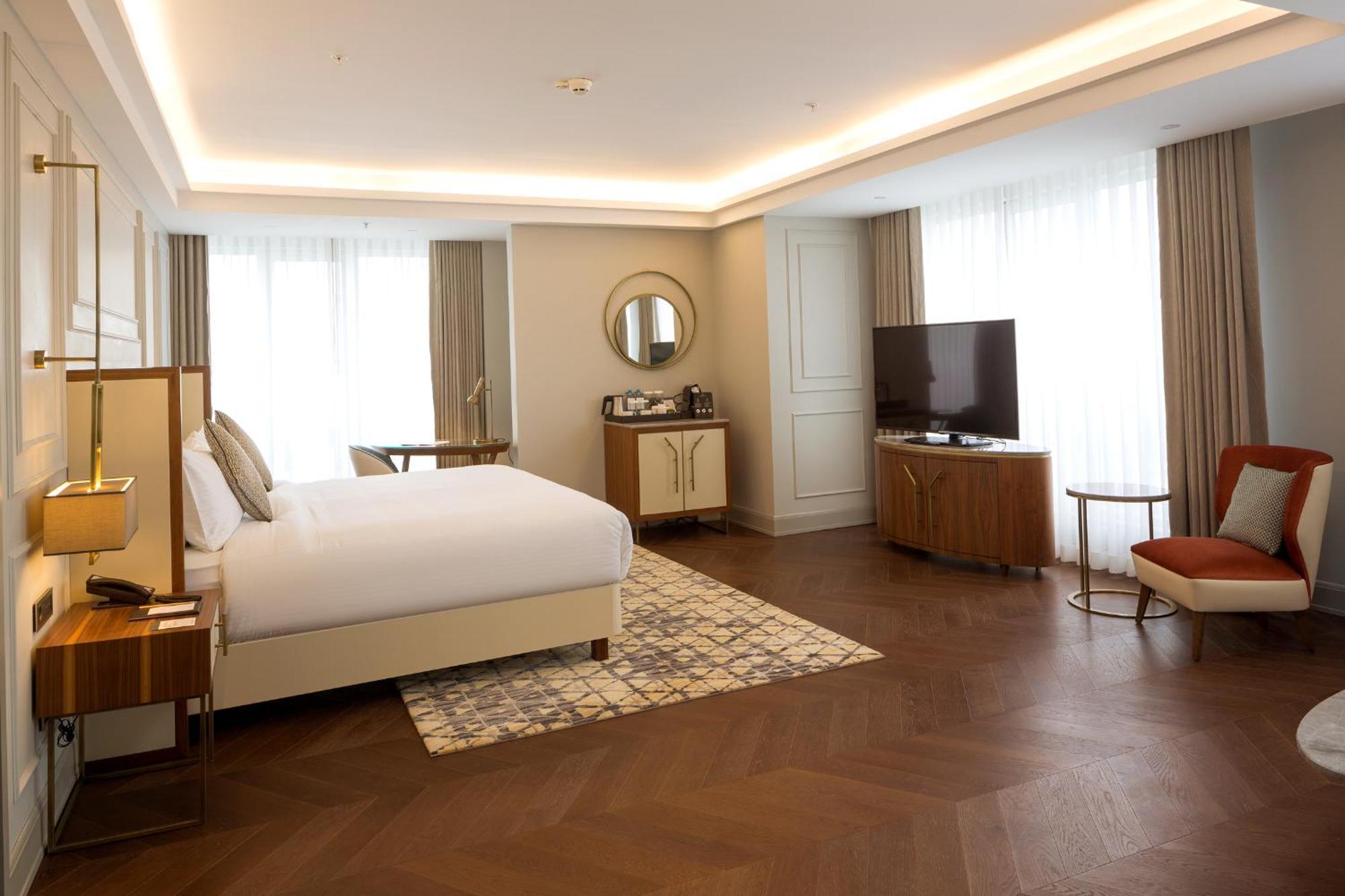 Sheraton Biškek Exteriér fotografie